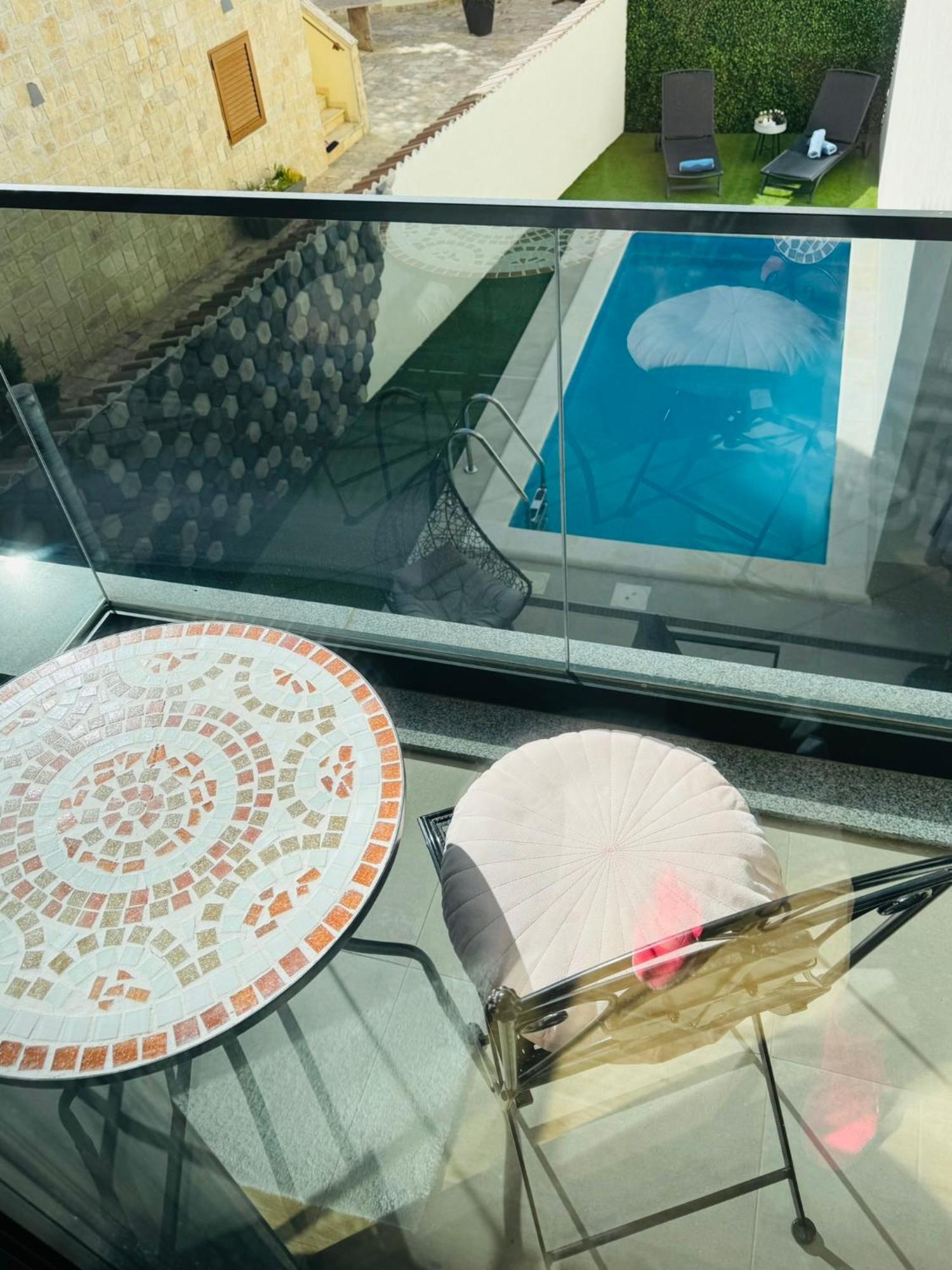 Murter - Jezera Luxury Apartments Eksteriør billede